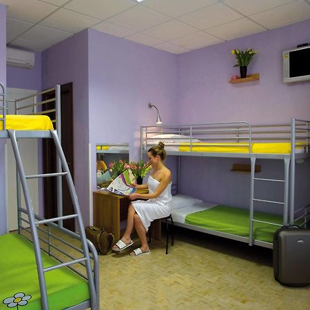 Plus Florence Hostel Extérieur photo